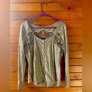 Women’s long sleeve shirt